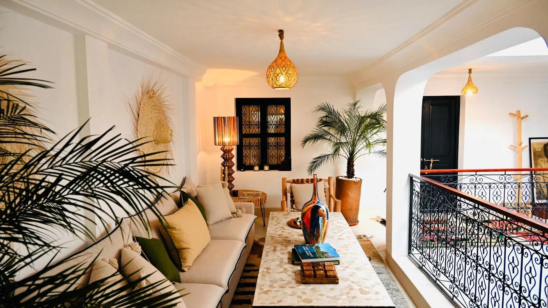 Riad De Charme Au Coeur De La Medina Marrakesh Villa