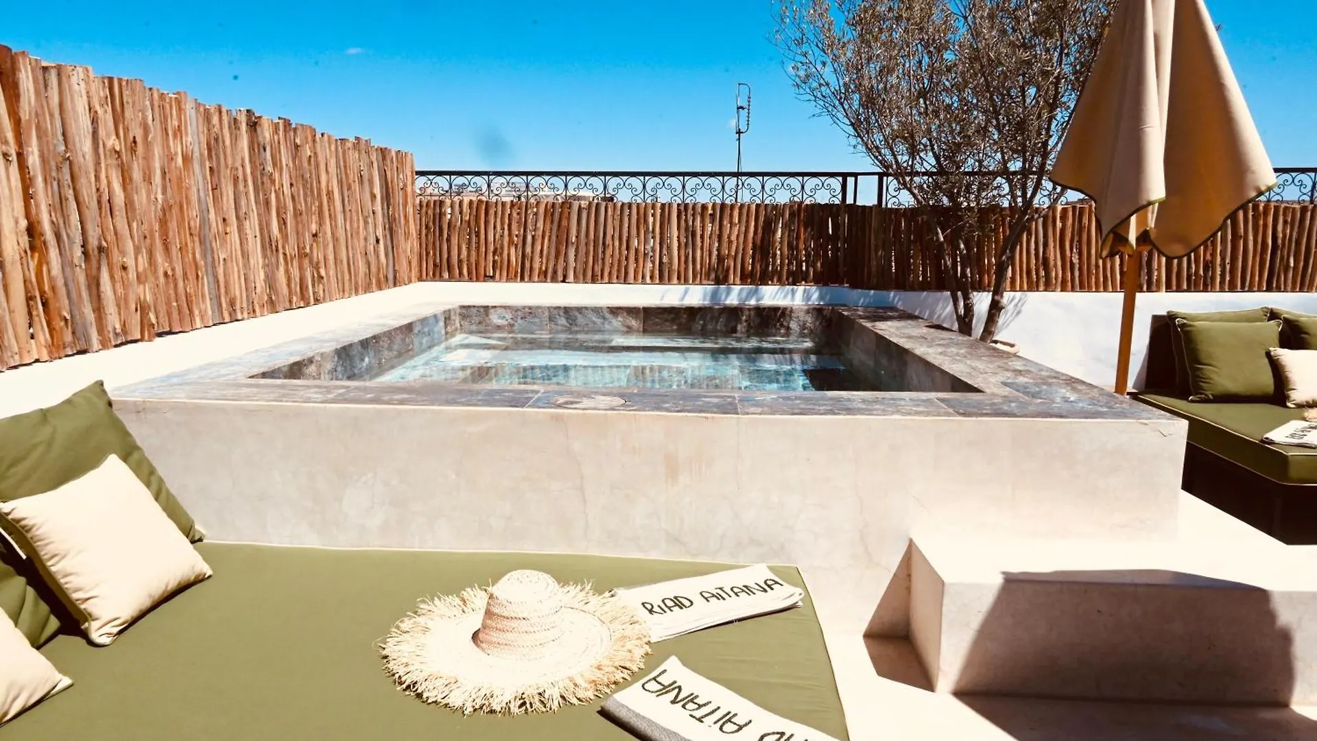 Villa Riad De Charme Au Coeur De La Medina Marrakesh